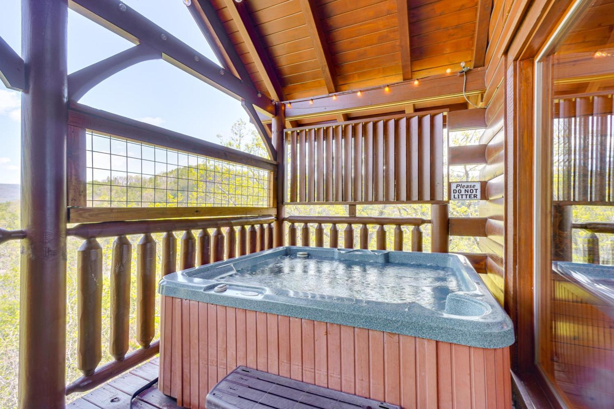 Mountain Dreams Cabin Hot Tub, Sauna And Views! Sevierville Bagian luar foto