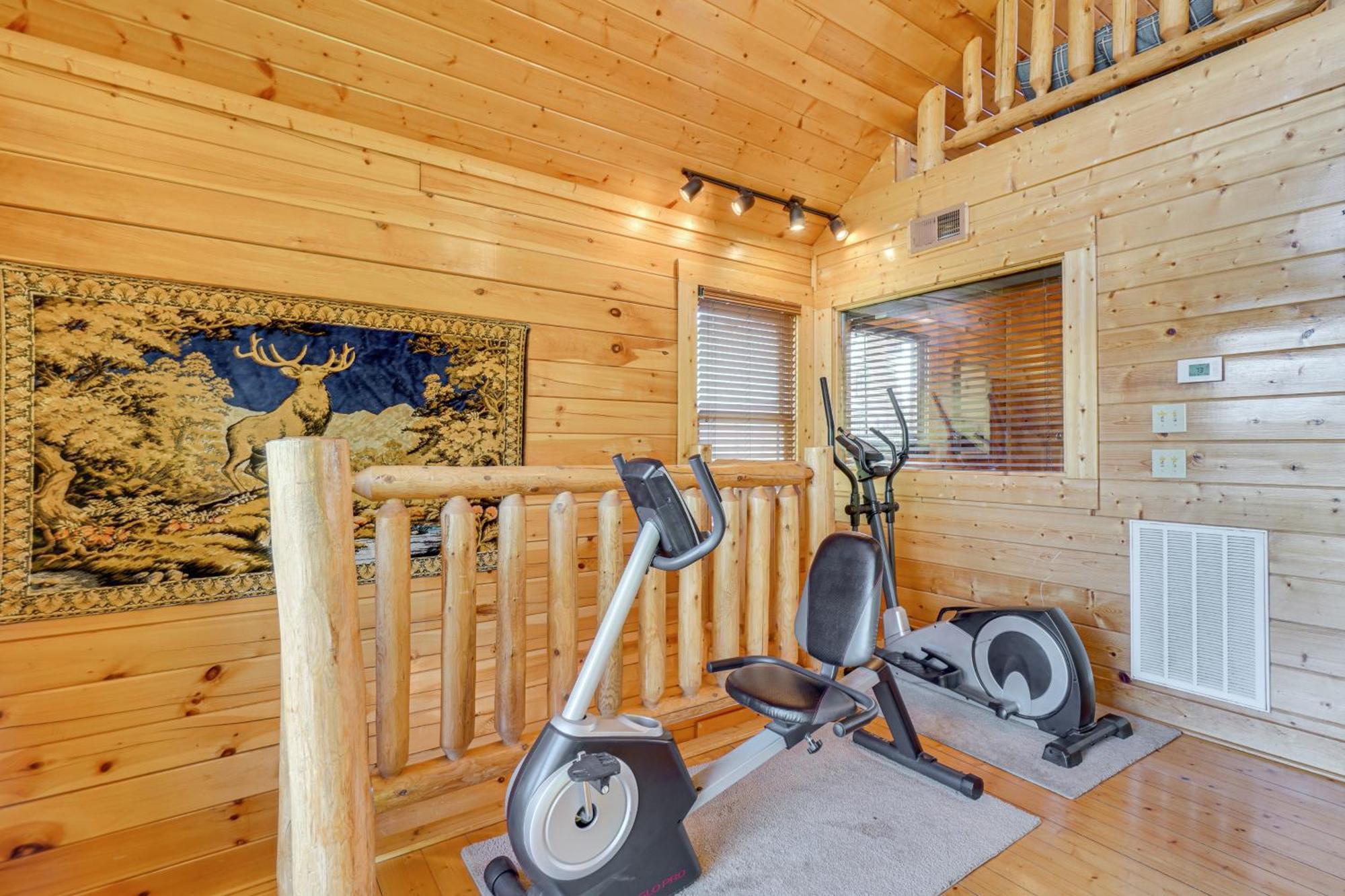 Mountain Dreams Cabin Hot Tub, Sauna And Views! Sevierville Bagian luar foto